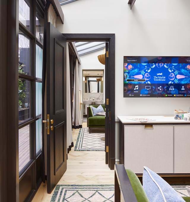 interconnecting room