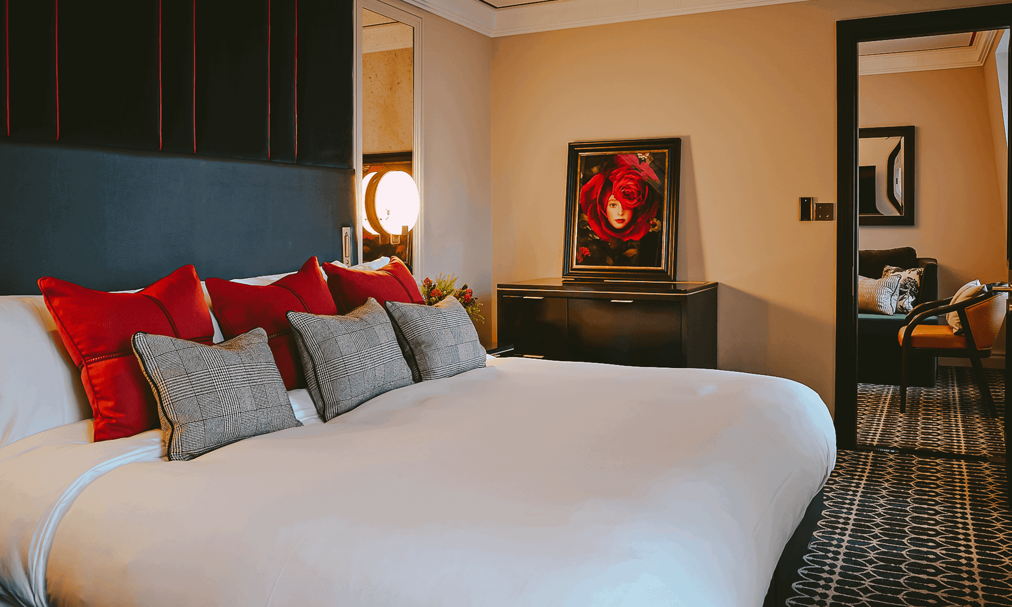 Double bed inside the Green Park Suite at The Mayfair Townhouse in London